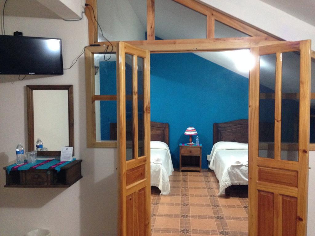 Hotel Posada Las Rosas San Cristóbal de Las Casas 部屋 写真